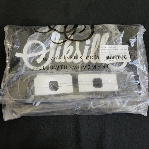 Sik Silk Retro Sport Crop Vest in Black - NWT - Picture 13 of 13